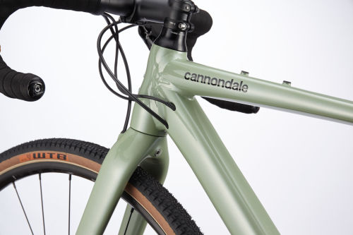 Cannondale Women's 105 2020 Gravel bike
